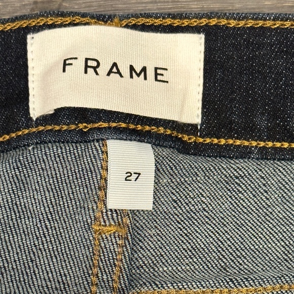 Frame Le Cutoff Fray Hem Denim Shorts - Picture 4 of 5